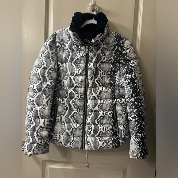 Zara Puffer winter jacket - Picture 1 of 5